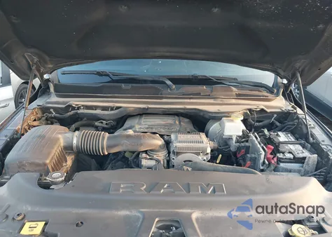 2019 Ram 1500 Limited 4X2 5'7 Box z USA, uszkodzony, nr VIN 1C6RREHT6KN628733